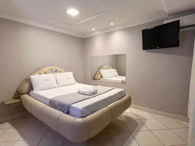 quarto luxo L'maour Taguatinga DF